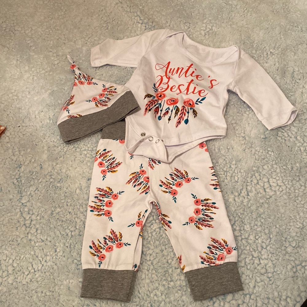 Aunties Bestie Set New